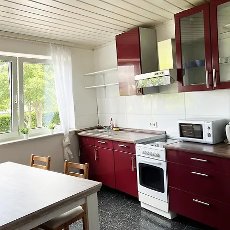 Cozy Worker Apartments Нидеркассель Экстерьер фото