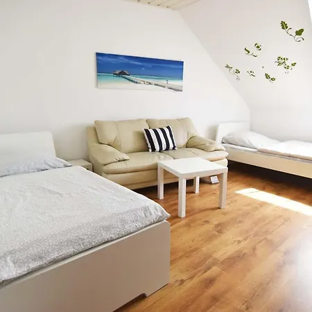 Cozy Worker Apartments Нидеркассель Экстерьер фото
